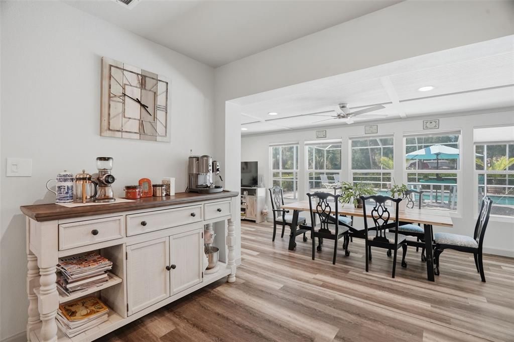 En Venta: $759,000 (4 camas, 3 baños, 2838 Pies cuadrados)