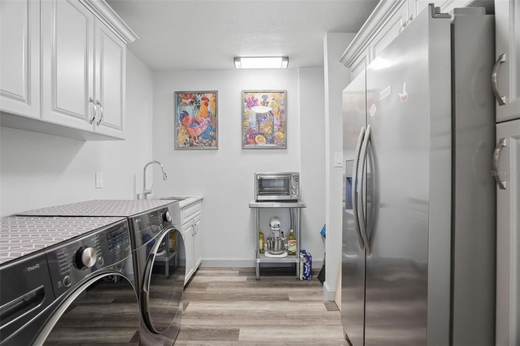En Venta: $759,000 (4 camas, 3 baños, 2838 Pies cuadrados)