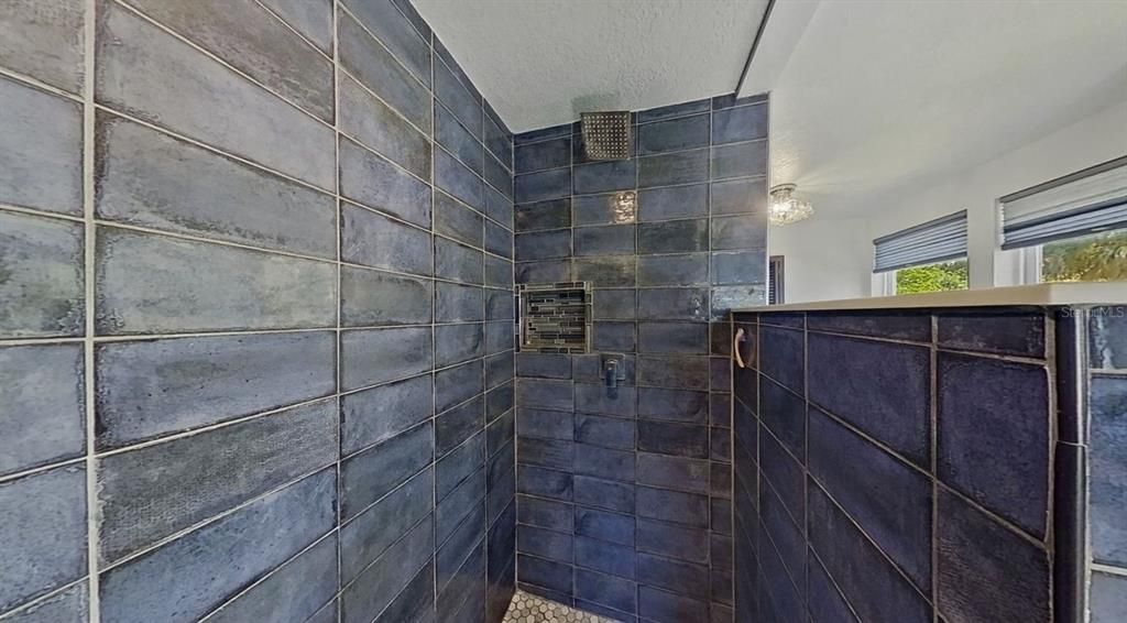 En Venta: $759,000 (4 camas, 3 baños, 2838 Pies cuadrados)