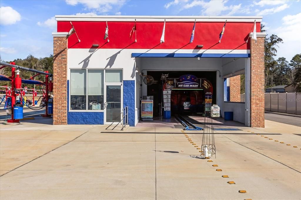 For Sale: $3,100,000 (0 beds, 0 baths, 5245 Square Feet)