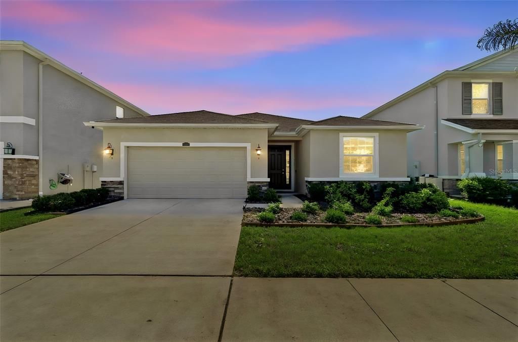 En Venta: $524,900 (4 camas, 2 baños, 2035 Pies cuadrados)