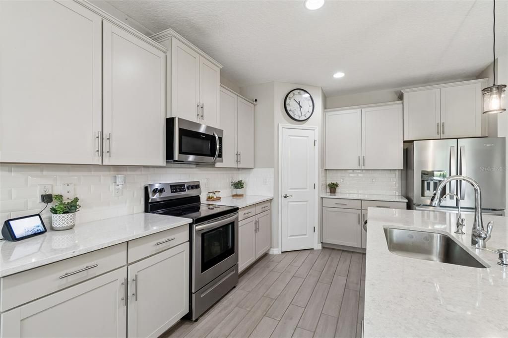En Venta: $524,900 (4 camas, 2 baños, 2035 Pies cuadrados)