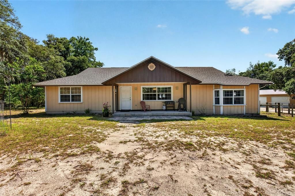 For Sale: $499,900 (3 beds, 2 baths, 1749 Square Feet)