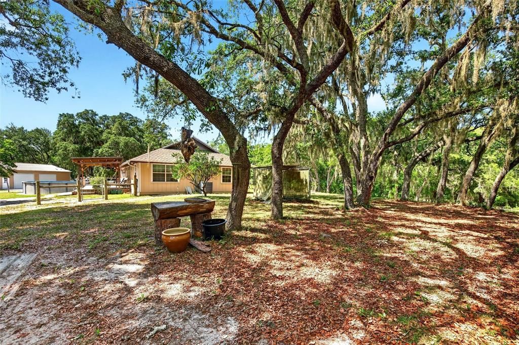 For Sale: $499,900 (3 beds, 2 baths, 1749 Square Feet)