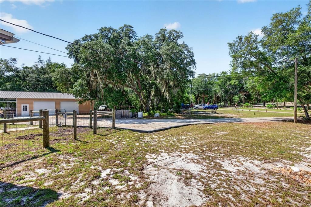 For Sale: $499,900 (3 beds, 2 baths, 1749 Square Feet)