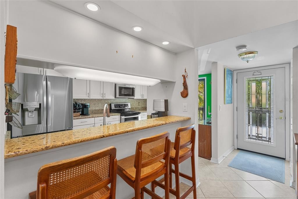 For Sale: $285,000 (3 beds, 2 baths, 1576 Square Feet)