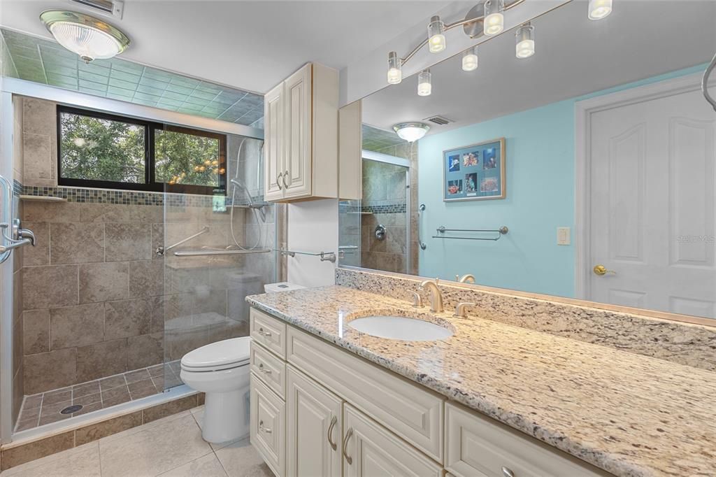 For Sale: $285,000 (3 beds, 2 baths, 1576 Square Feet)