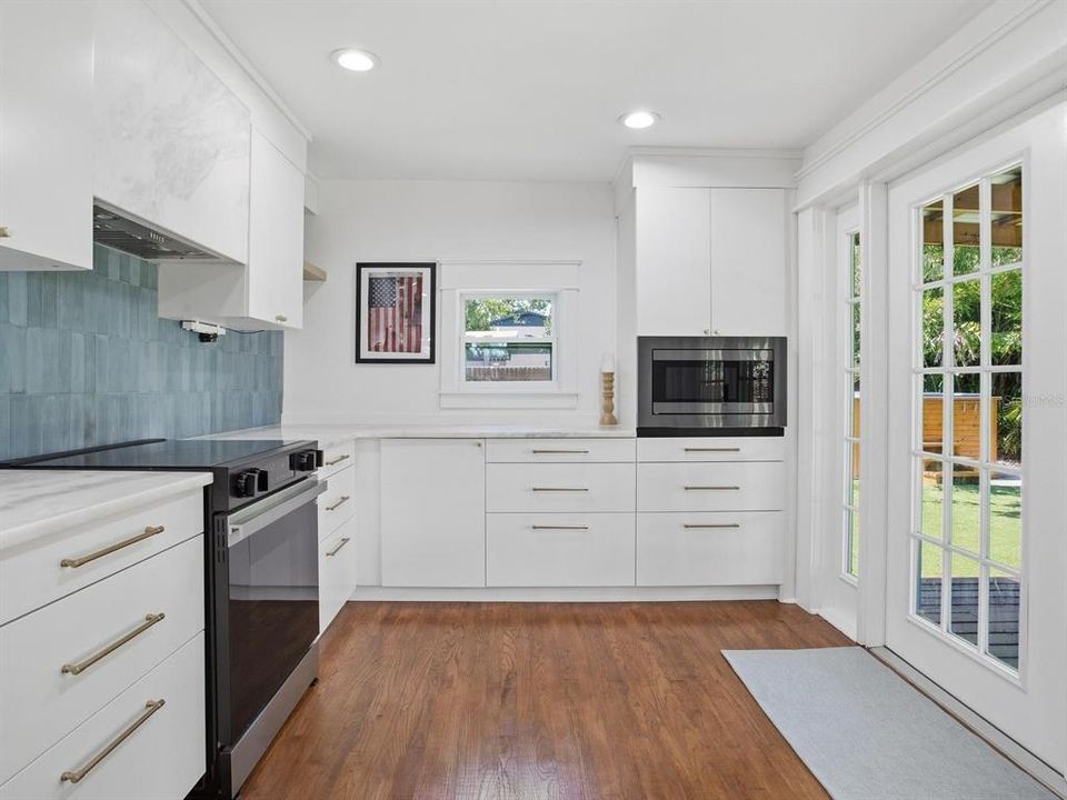 Activo con contrato: $565,000 (3 camas, 2 baños, 1851 Pies cuadrados)