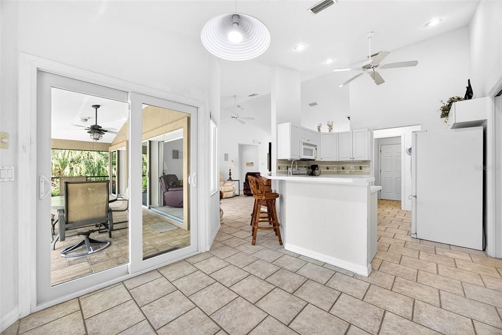 En Venta: $450,000 (3 camas, 2 baños, 1681 Pies cuadrados)