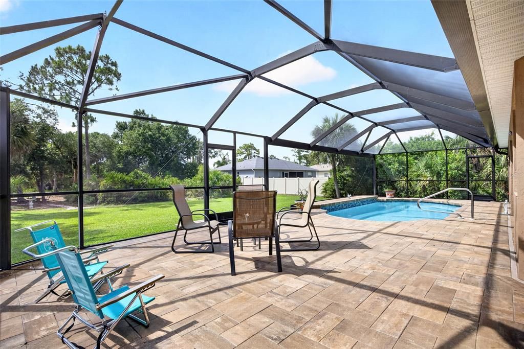En Venta: $450,000 (3 camas, 2 baños, 1681 Pies cuadrados)