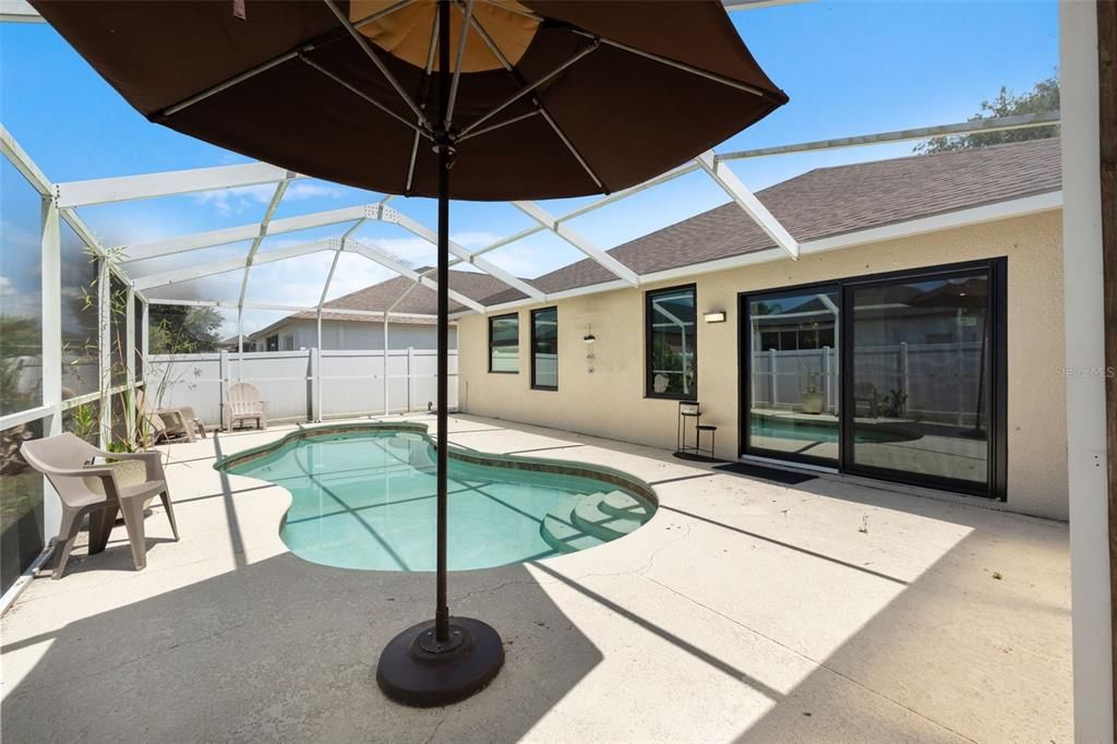 For Sale: $514,990 (4 beds, 2 baths, 1956 Square Feet)
