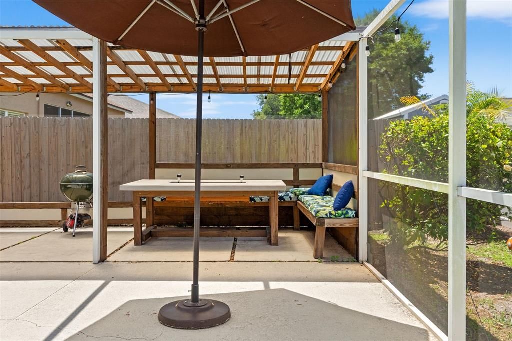 For Sale: $514,990 (4 beds, 2 baths, 1956 Square Feet)