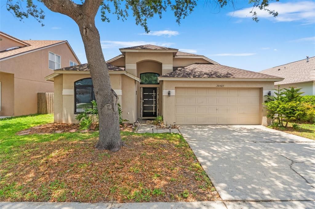 For Sale: $514,990 (4 beds, 2 baths, 1956 Square Feet)