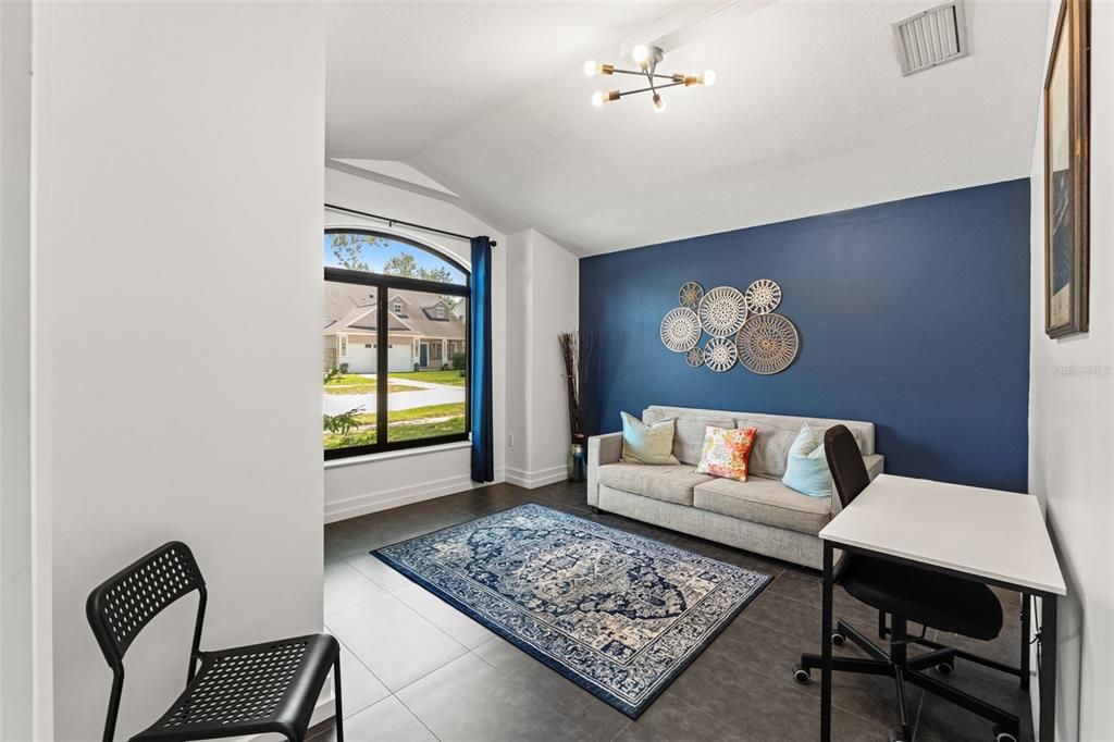 For Sale: $514,990 (4 beds, 2 baths, 1956 Square Feet)