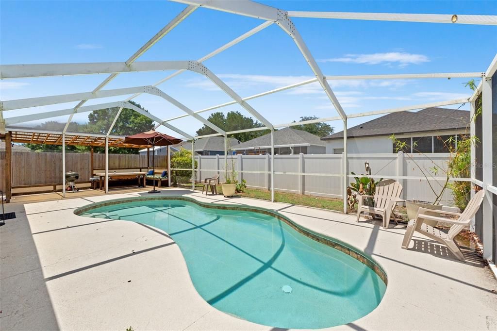 For Sale: $514,990 (4 beds, 2 baths, 1956 Square Feet)