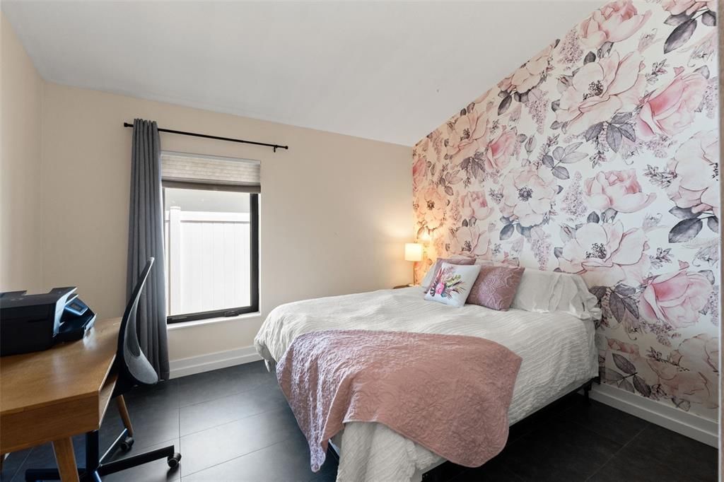 For Sale: $514,990 (4 beds, 2 baths, 1956 Square Feet)