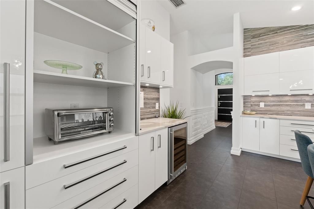 For Sale: $514,990 (4 beds, 2 baths, 1956 Square Feet)