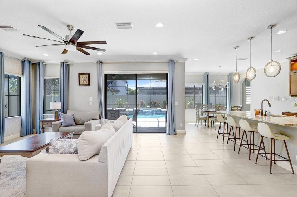 For Sale: $900,000 (4 beds, 3 baths, 3182 Square Feet)