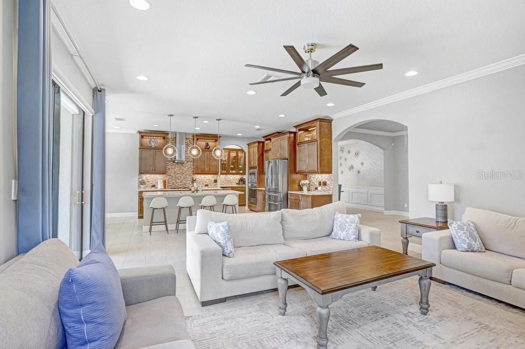 For Sale: $900,000 (4 beds, 3 baths, 3182 Square Feet)