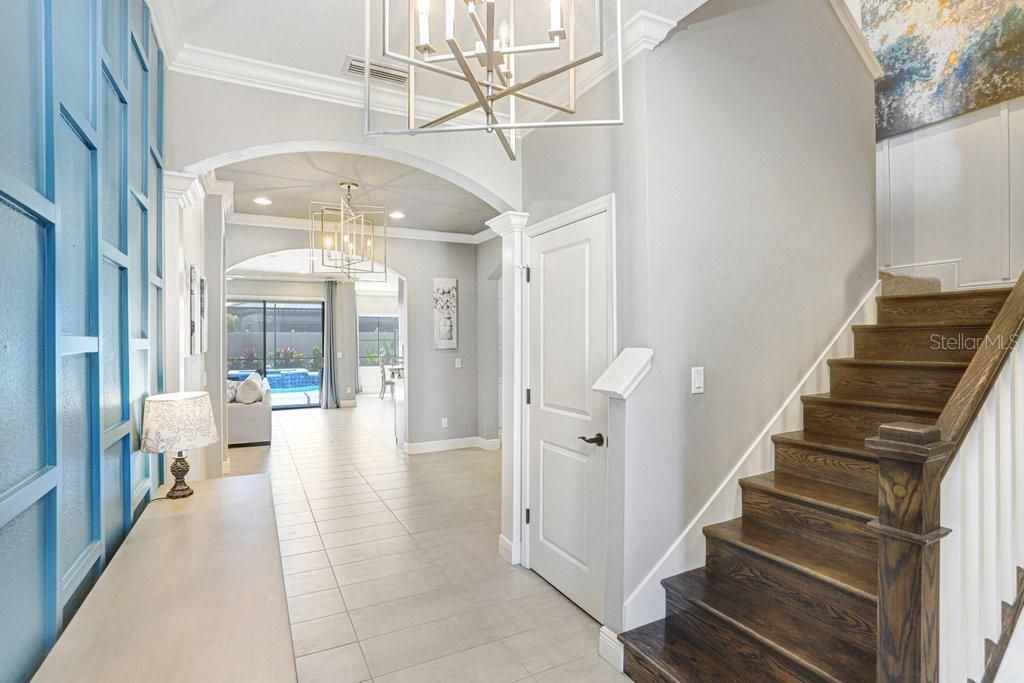 For Sale: $900,000 (4 beds, 3 baths, 3182 Square Feet)