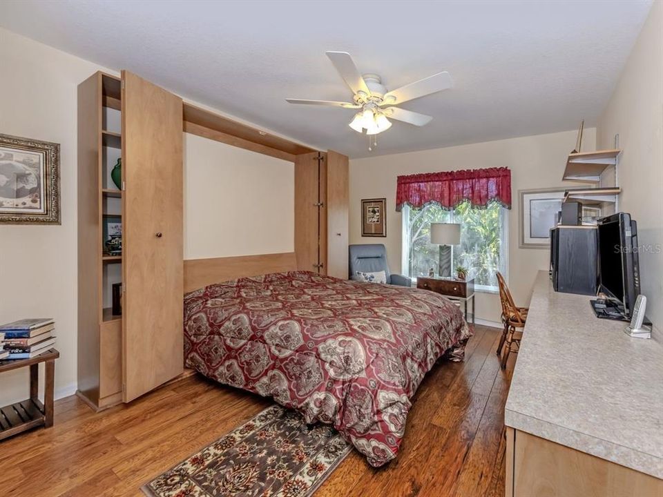 For Sale: $555,000 (3 beds, 2 baths, 2110 Square Feet)