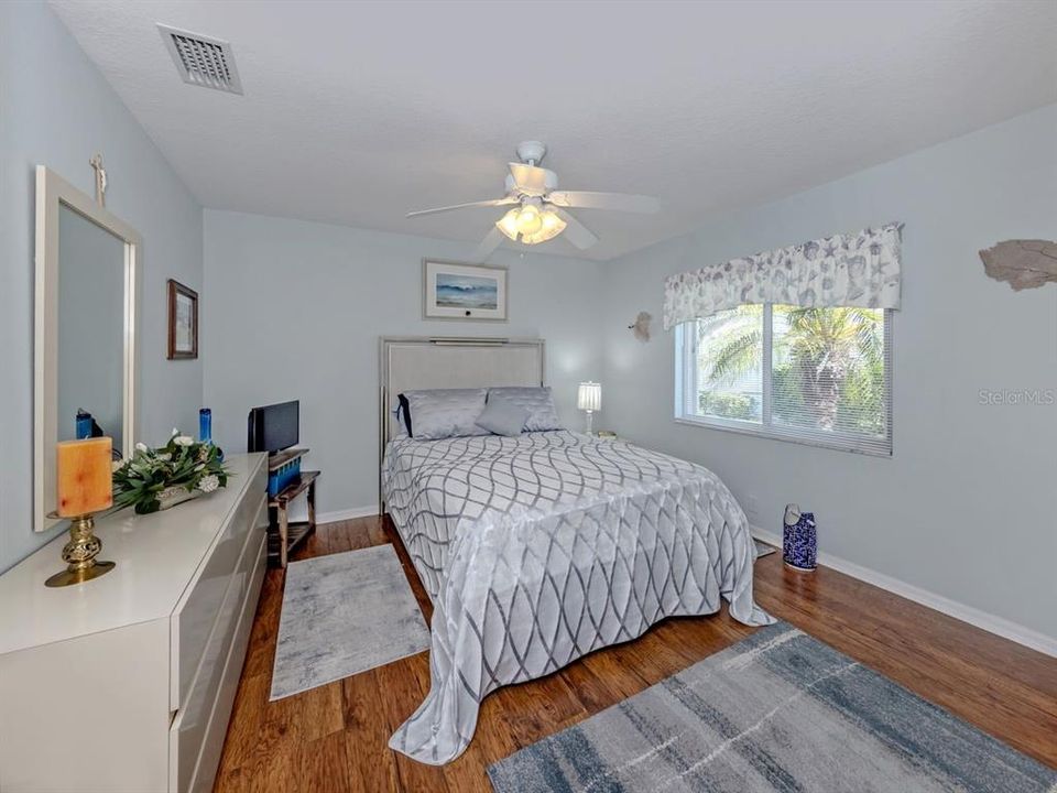 For Sale: $555,000 (3 beds, 2 baths, 2110 Square Feet)
