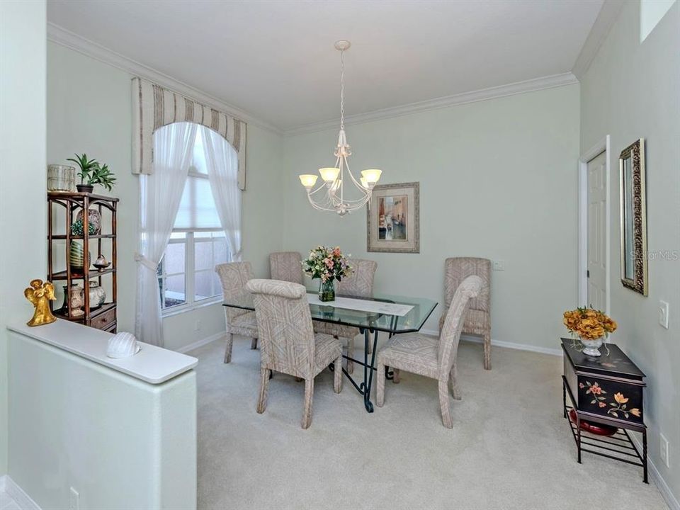 For Sale: $555,000 (3 beds, 2 baths, 2110 Square Feet)