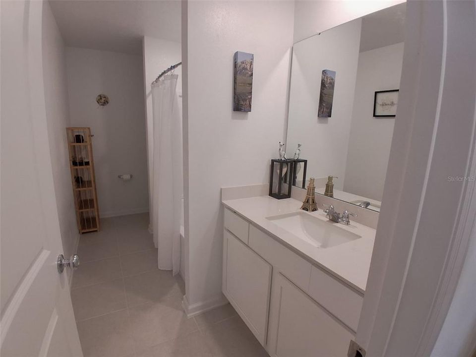 For Sale: $329,990 (6 beds, 3 baths, 2463 Square Feet)