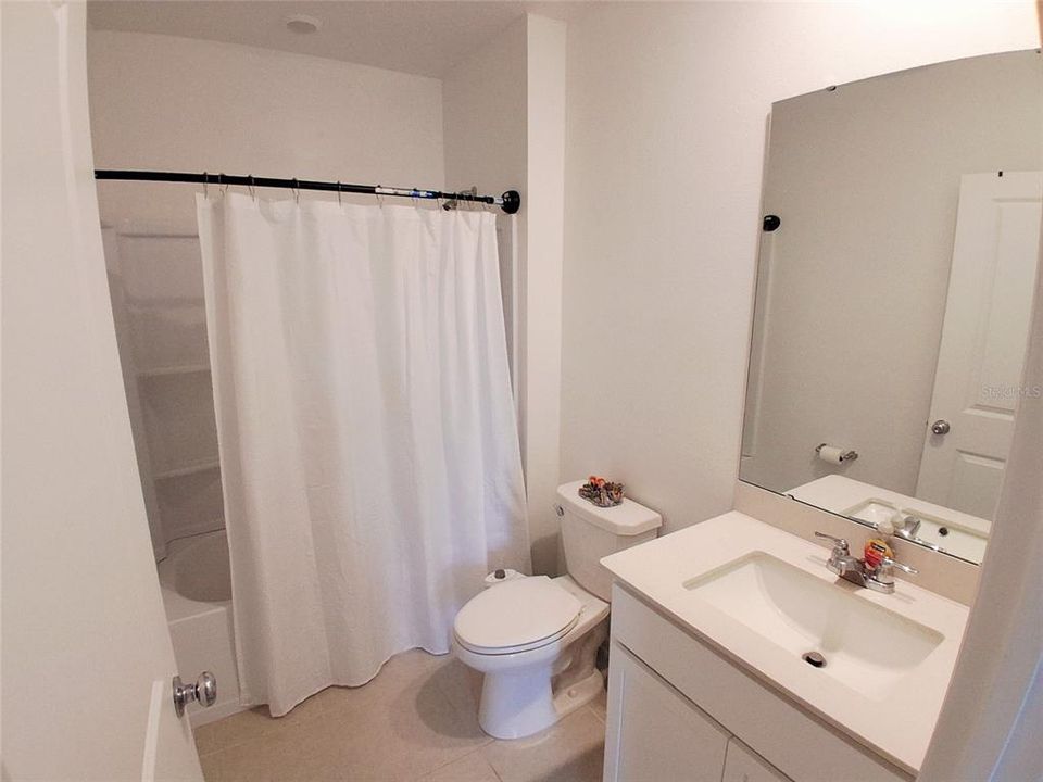 For Sale: $329,990 (6 beds, 3 baths, 2463 Square Feet)
