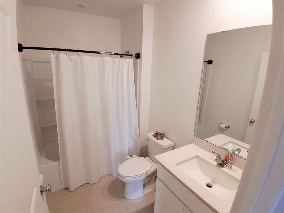 For Sale: $329,990 (6 beds, 3 baths, 2463 Square Feet)