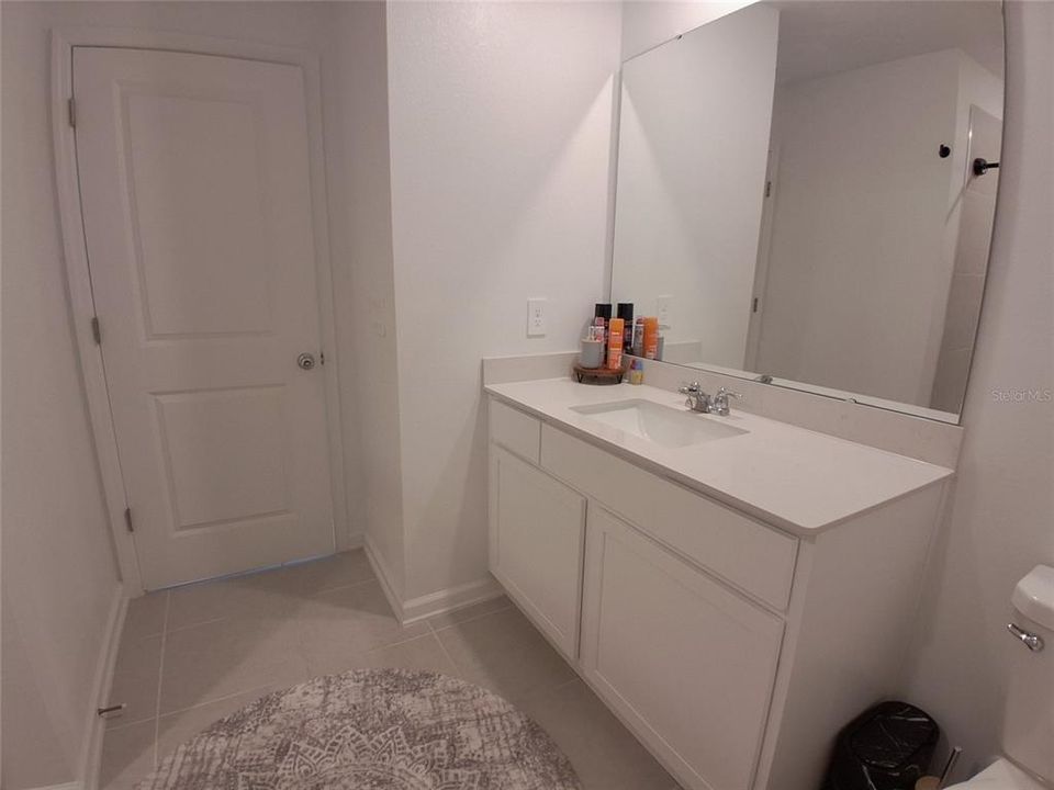 For Sale: $329,990 (6 beds, 3 baths, 2463 Square Feet)