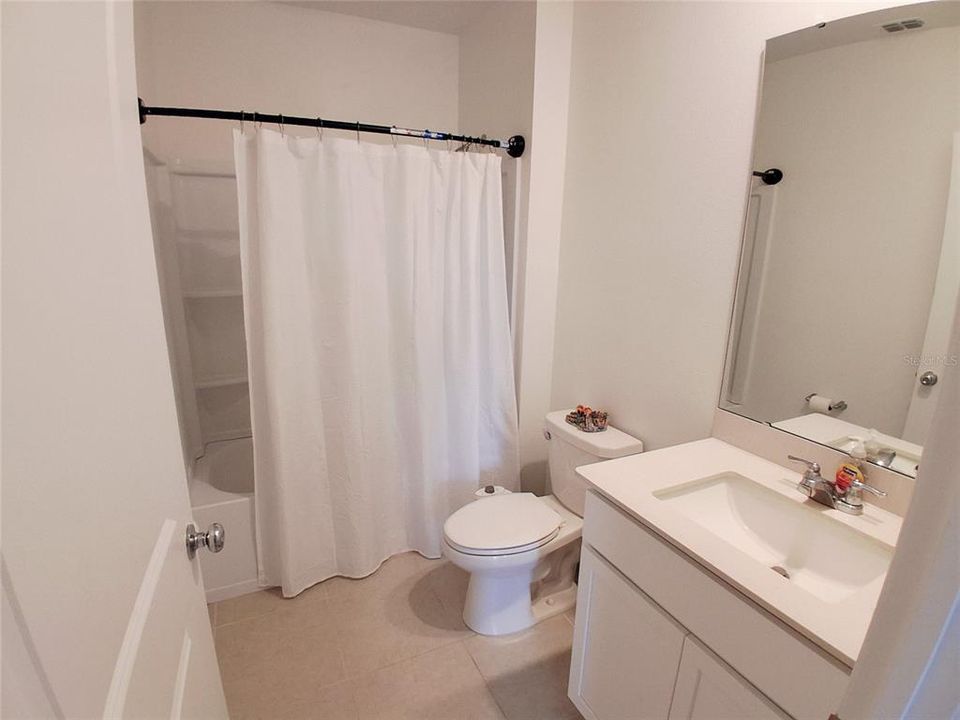 For Sale: $329,990 (6 beds, 3 baths, 2463 Square Feet)