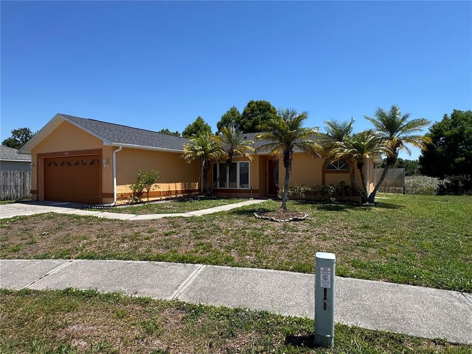 For Rent: $2,255 (3 beds, 2 baths, 1393 Square Feet)