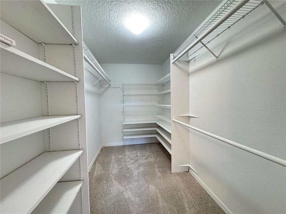 For Rent: $2,255 (3 beds, 2 baths, 1393 Square Feet)