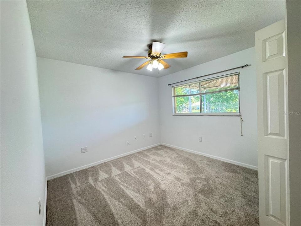 For Rent: $2,255 (3 beds, 2 baths, 1393 Square Feet)