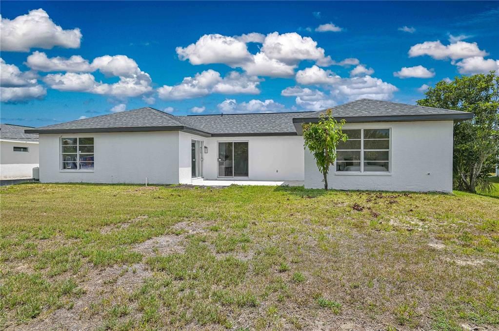 Active With Contract: $300,000 (4 beds, 2 baths, 1736 Square Feet)