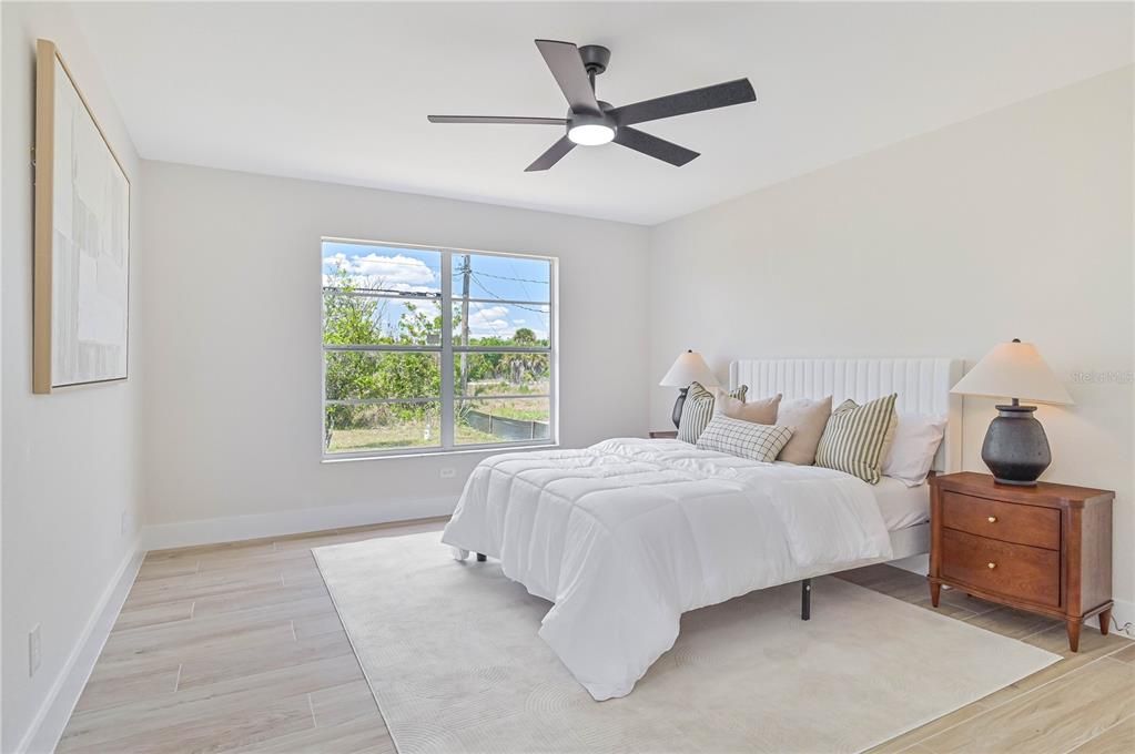 Active With Contract: $300,000 (4 beds, 2 baths, 1736 Square Feet)