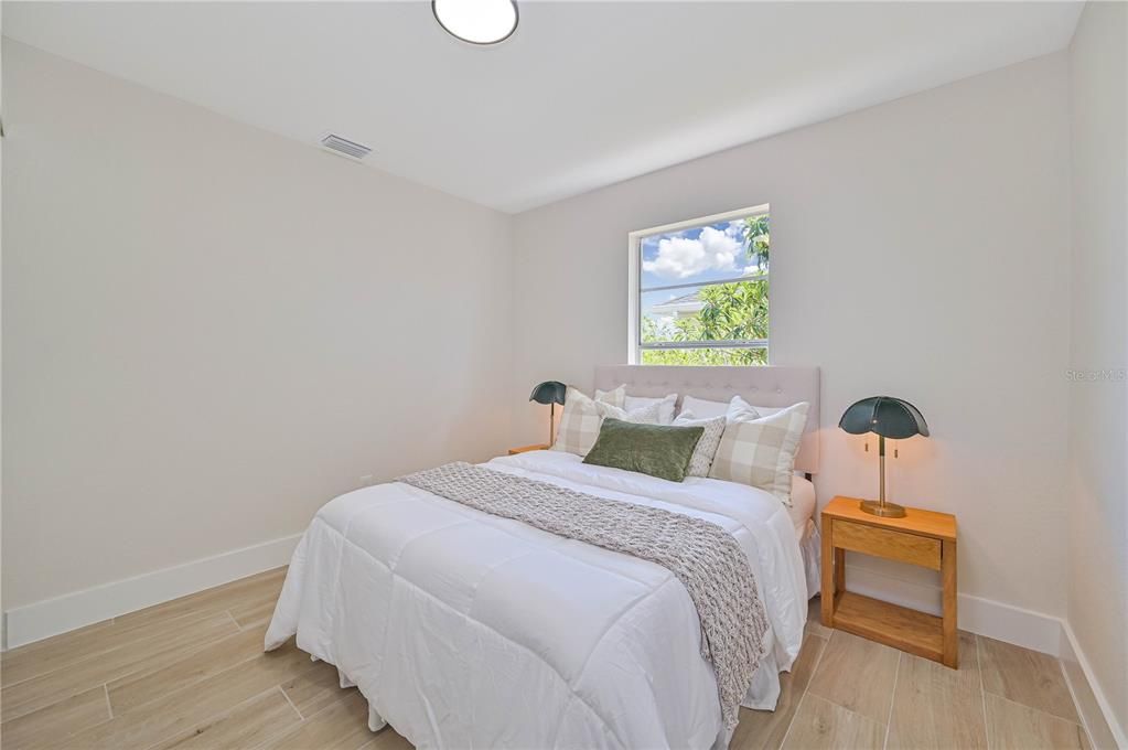 Active With Contract: $300,000 (4 beds, 2 baths, 1736 Square Feet)