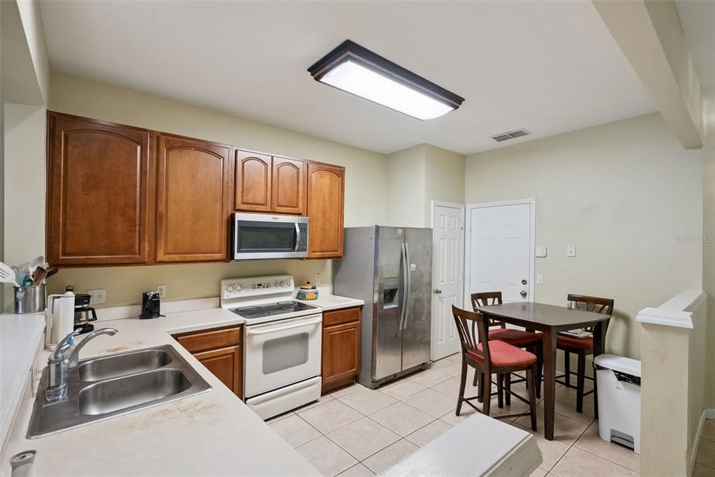 En Venta: $335,000 (3 camas, 2 baños, 1682 Pies cuadrados)