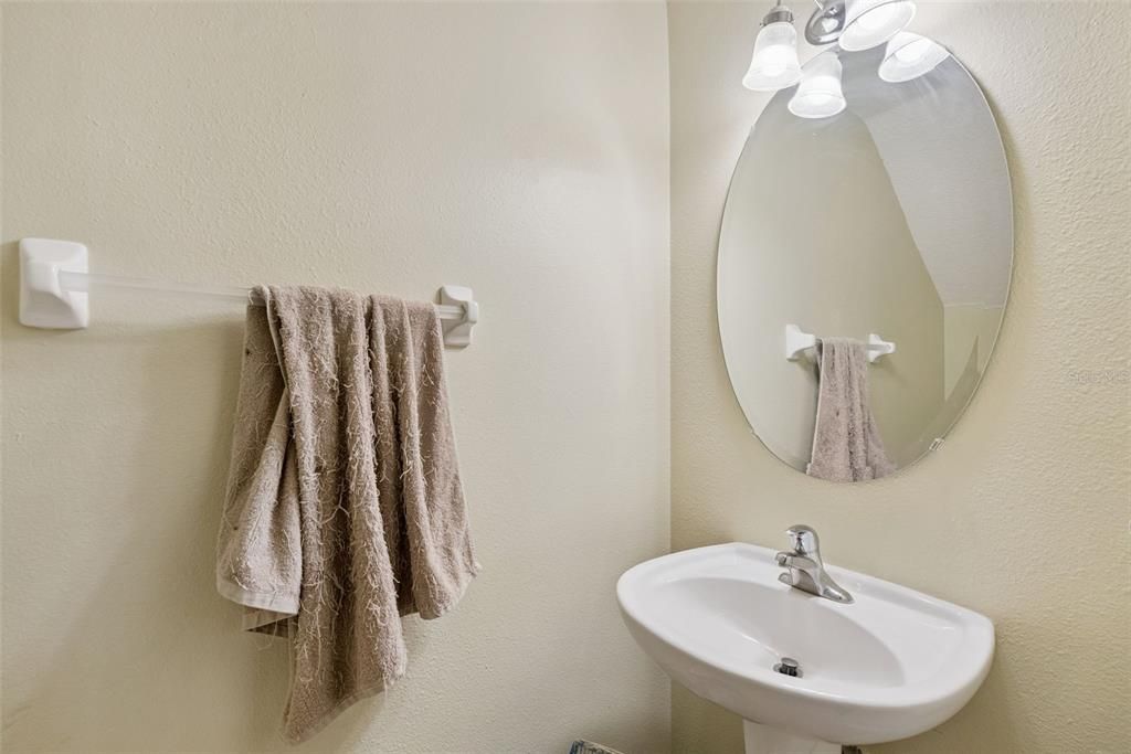 En Venta: $335,000 (3 camas, 2 baños, 1682 Pies cuadrados)