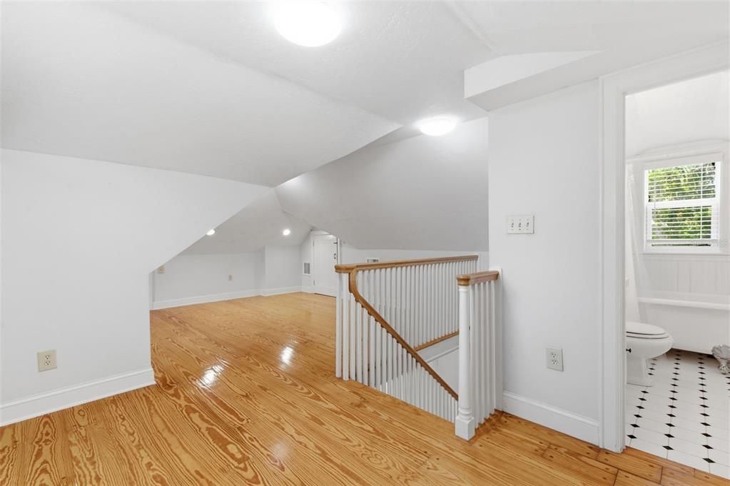 В аренду: $7,500 (4 спален, 3 ванн, 2920 Квадратных фут)