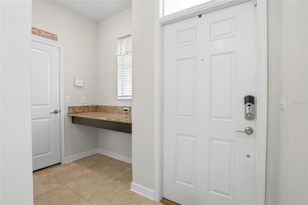 For Sale: $416,767 (3 beds, 2 baths, 1599 Square Feet)
