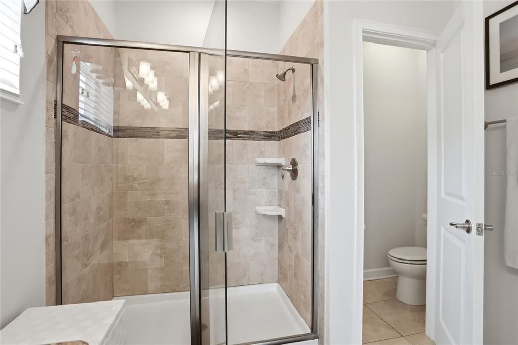 For Sale: $416,767 (3 beds, 2 baths, 1599 Square Feet)
