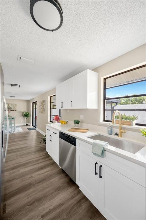 Activo con contrato: $424,900 (3 camas, 2 baños, 1904 Pies cuadrados)