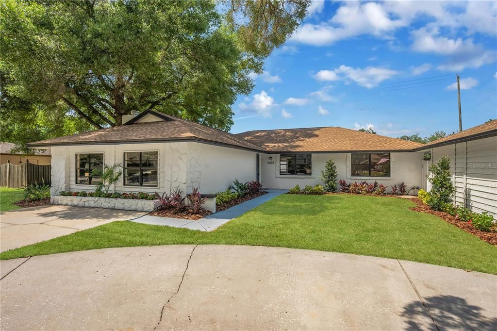 Activo con contrato: $424,900 (3 camas, 2 baños, 1904 Pies cuadrados)