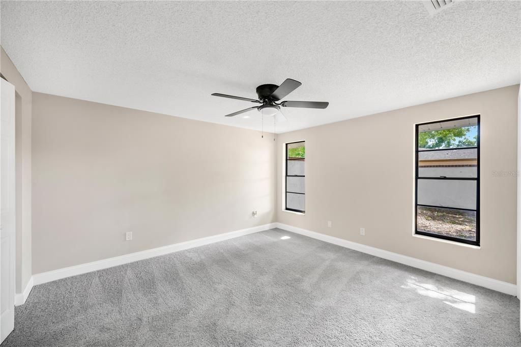 Activo con contrato: $424,900 (3 camas, 2 baños, 1904 Pies cuadrados)