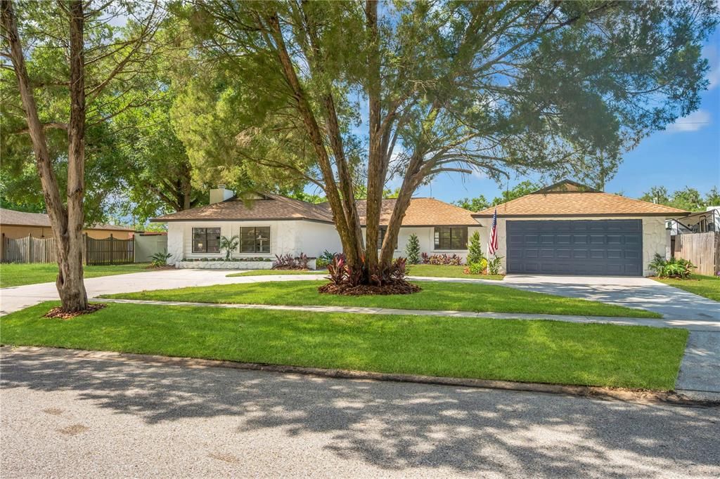 Activo con contrato: $424,900 (3 camas, 2 baños, 1904 Pies cuadrados)