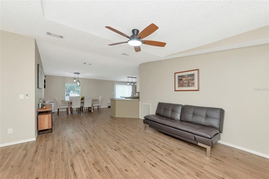 For Sale: $429,000 (3 beds, 2 baths, 1680 Square Feet)