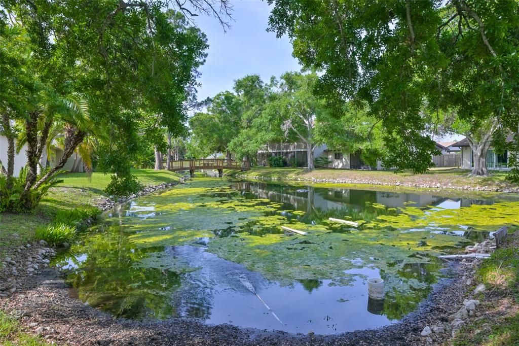Active With Contract: $295,000 (2 beds, 2 baths, 1431 Square Feet)