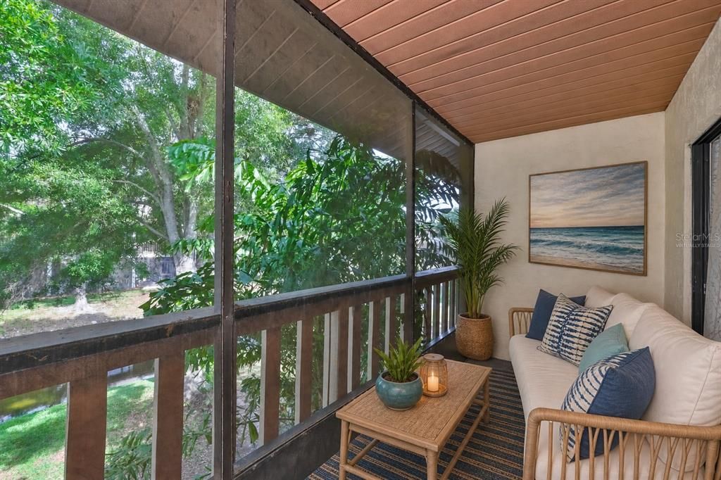 Active With Contract: $295,000 (2 beds, 2 baths, 1431 Square Feet)